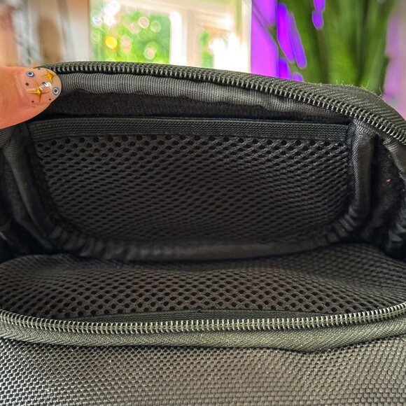 Garmin nüvi 1300 GPS Navigator w/ All Accessories + Carry Case Excellent Con. - Picture 10 of 13